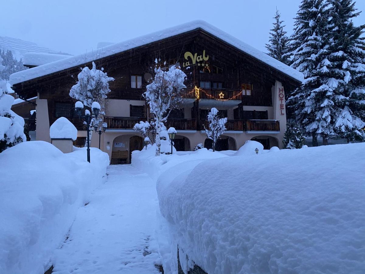 Hotel B&B Casa La Val Sedrun Luaran gambar